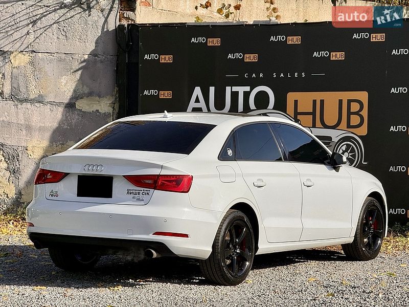 Седан Audi A3 2014 в Харькове