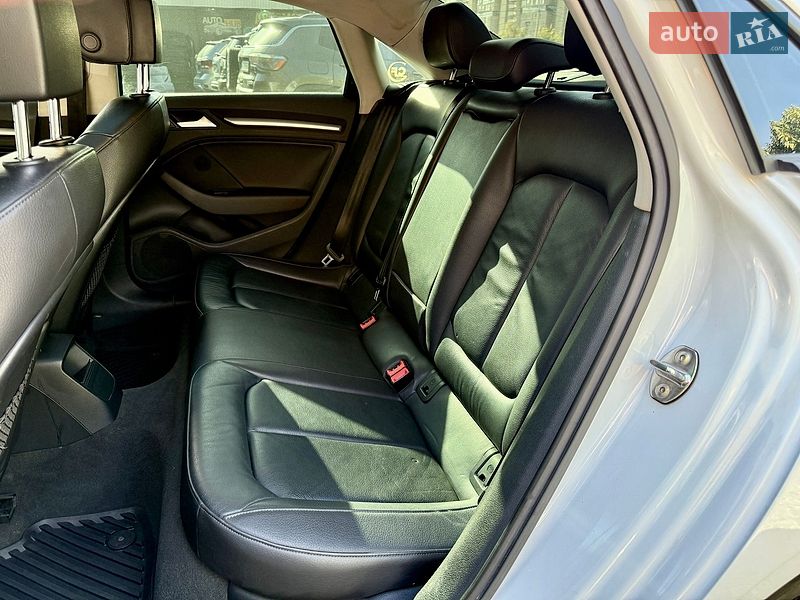 Седан Audi A3 2014 в Харькове