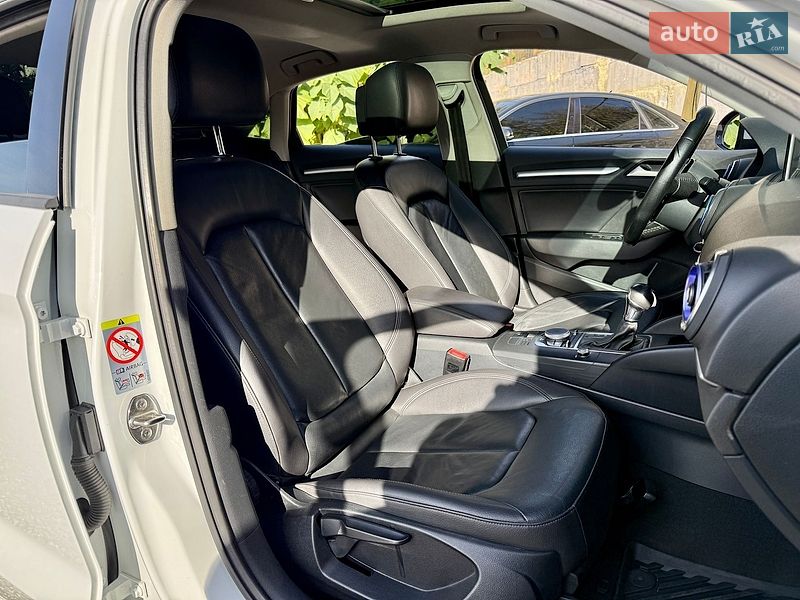 Седан Audi A3 2014 в Харькове
