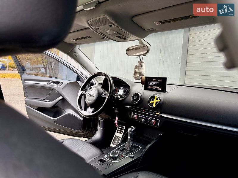 Седан Audi A3 2014 в Тернополі