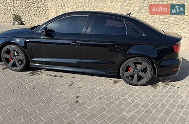 Седан Audi A3 2015 в Тернополі