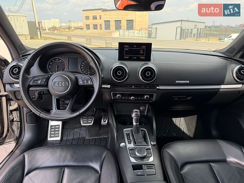 Седан Audi A3 2015 в Тернополі