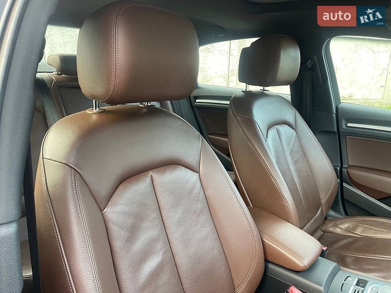 Седан Audi A3 2020 в Киеве