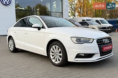 Седан Audi A3 2015 в Житомире