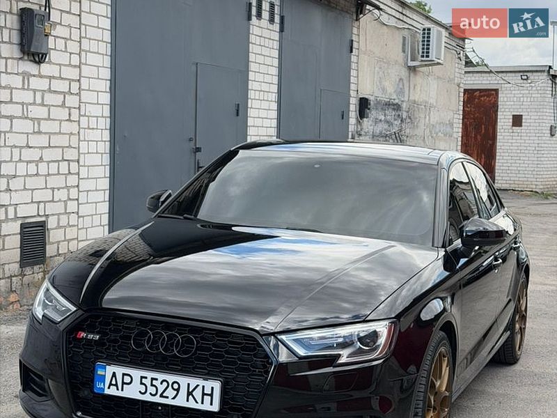 Седан Audi A3 2017 в Запоріжжі