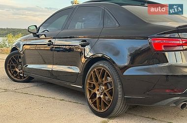 Седан Audi A3 2017 в Запоріжжі