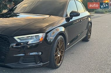 Седан Audi A3 2017 в Запоріжжі