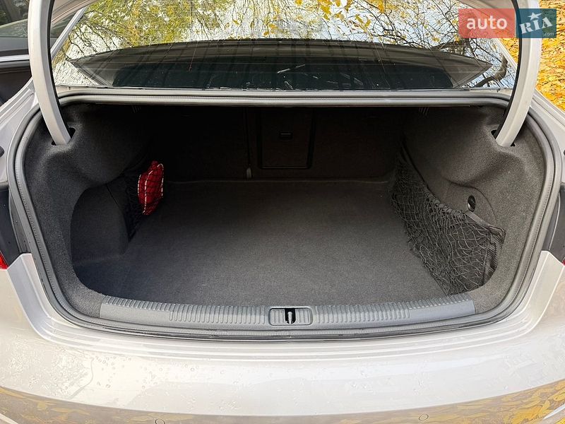 Седан Audi A3 2015 в Тернополе