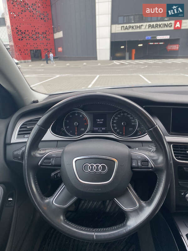 Универсал Audi A4 Allroad 2013 в Киеве