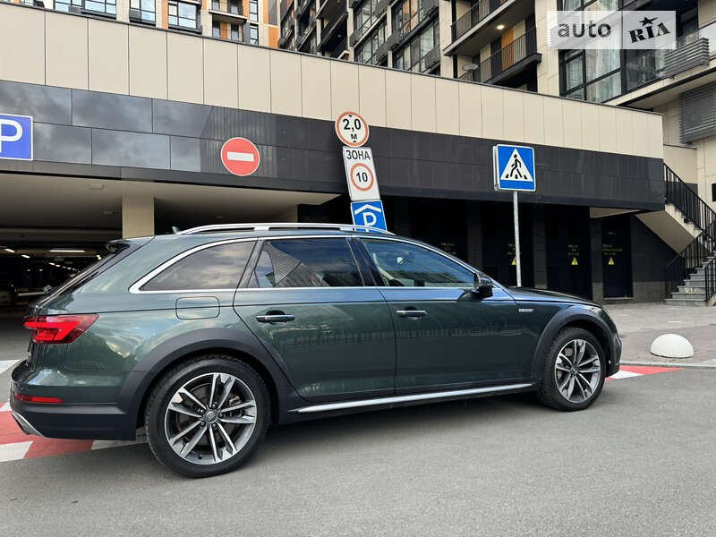 Універсал Audi A4 Allroad 2017 в Києві