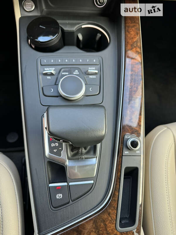 Універсал Audi A4 Allroad 2017 в Києві