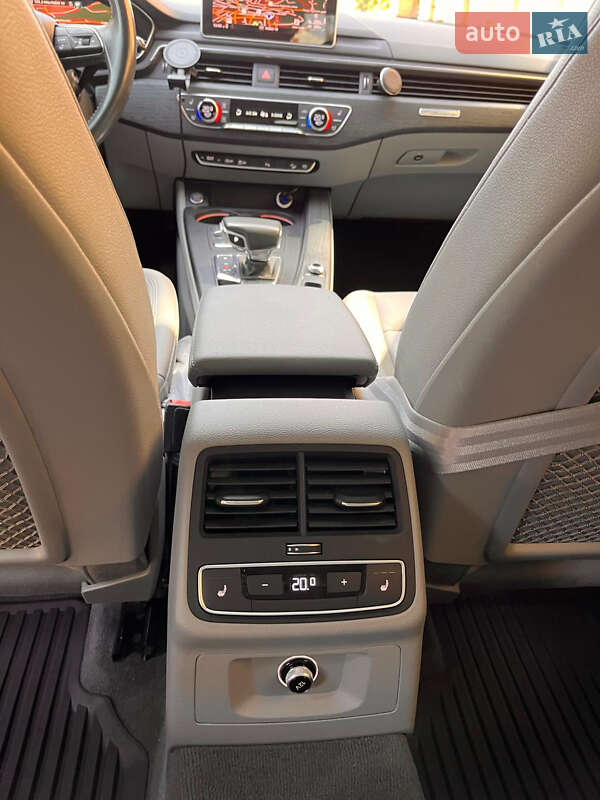 Универсал Audi A4 Allroad 2016 в Черновцах