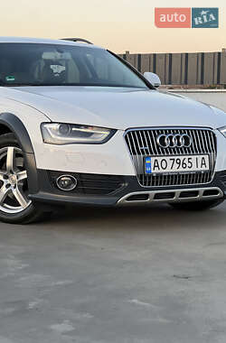 Універсал Audi A4 Allroad 2012 в Мукачевому