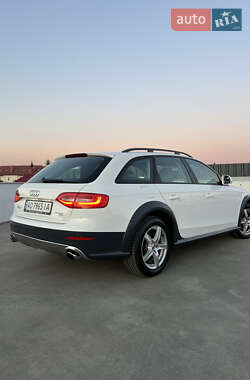 Універсал Audi A4 Allroad 2012 в Мукачевому