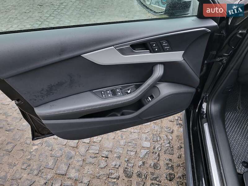 Универсал Audi A4 Allroad 2022 в Львове