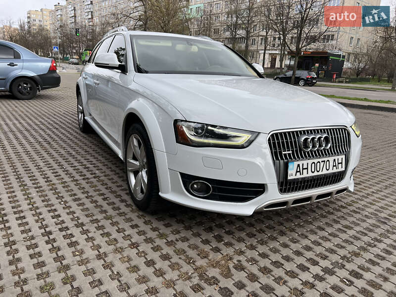Универсал Audi A4 Allroad 2014 в Киеве