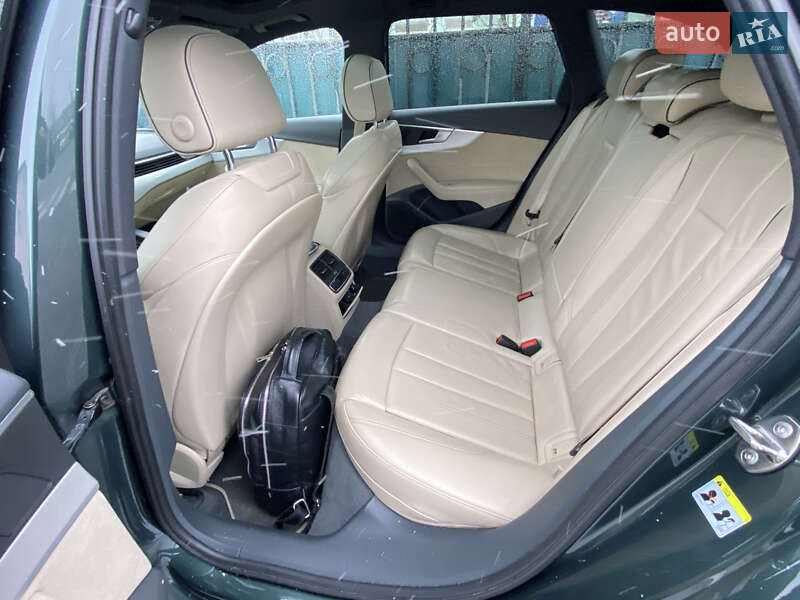 Универсал Audi A4 Allroad 2016 в Киеве