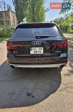 Универсал Audi A4 Allroad 2017 в 