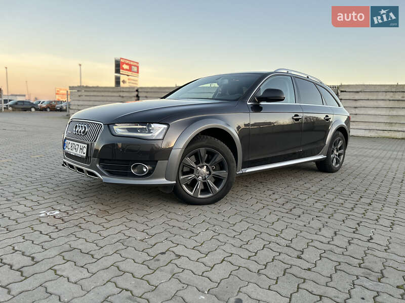 Універсал Audi A4 Allroad 2015 в Сарнах
