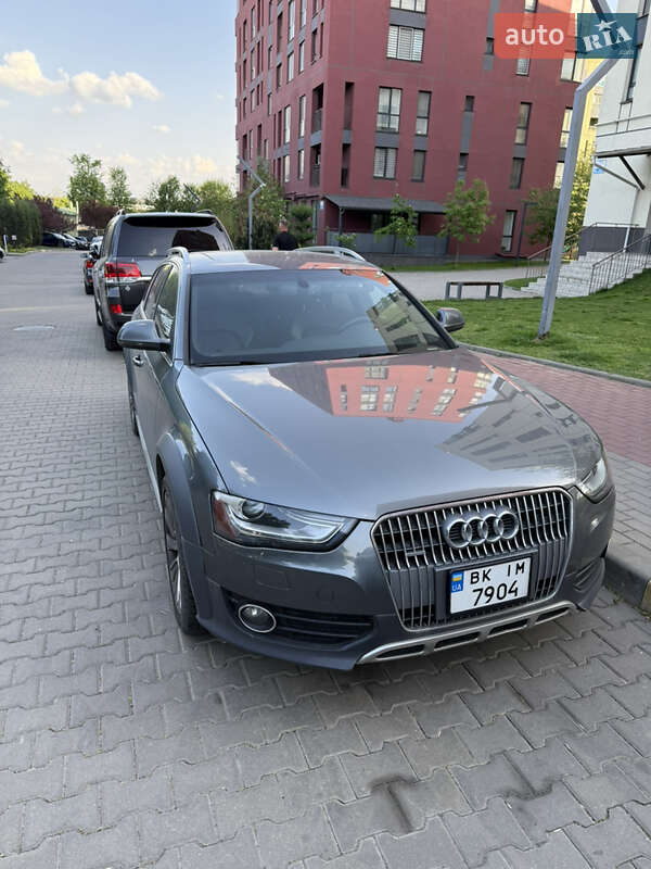 Audi A4 Allroad 2015