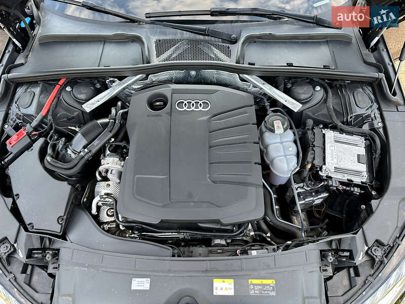 Универсал Audi A4 Allroad 2023 в Ужгороде