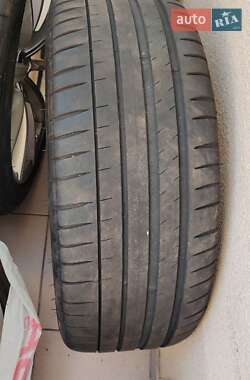 Универсал Audi A4 Allroad 2014 в 