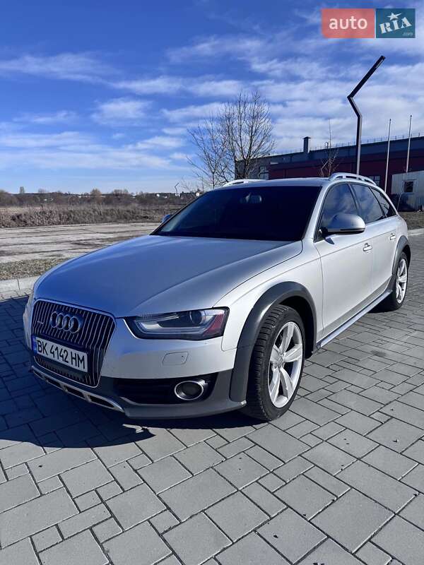 Audi A4 Allroad 2012