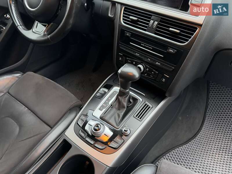 Универсал Audi A4 Allroad 2012 в Дубно