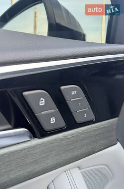 Универсал Audi A4 Allroad 2023 в 