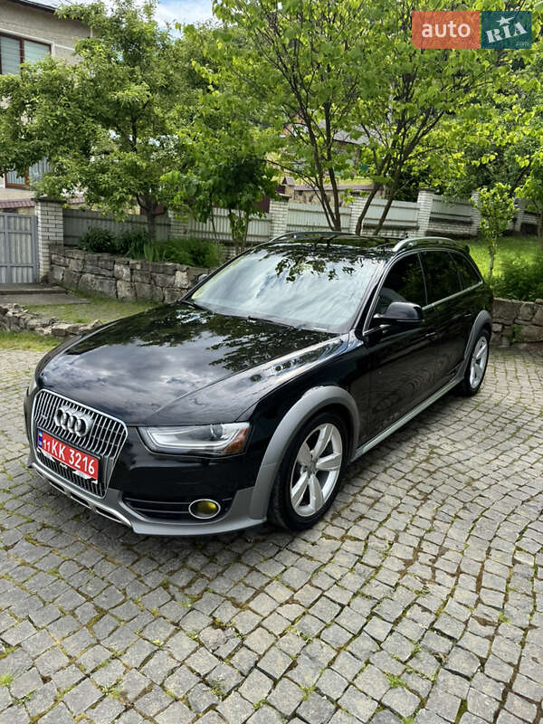 Універсал Audi A4 Allroad 2014 в Чернівцях