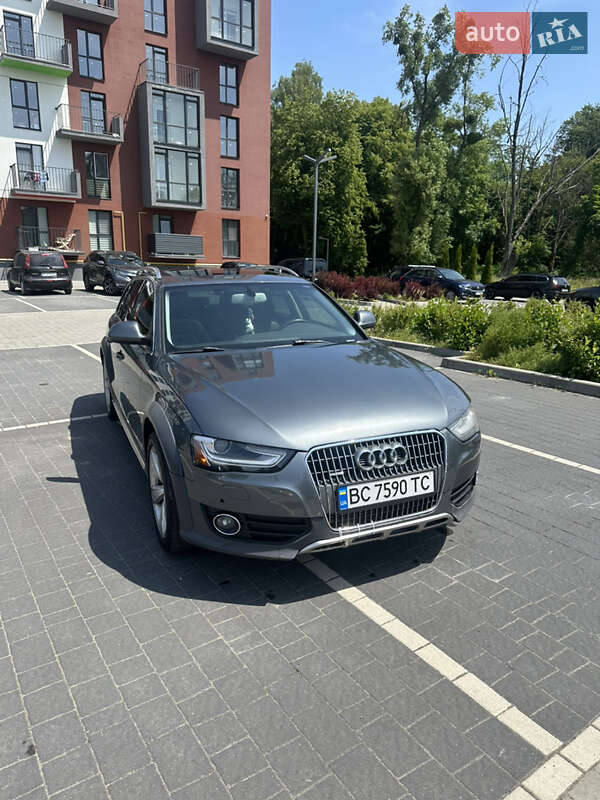 Универсал Audi A4 Allroad 2012 в Львове