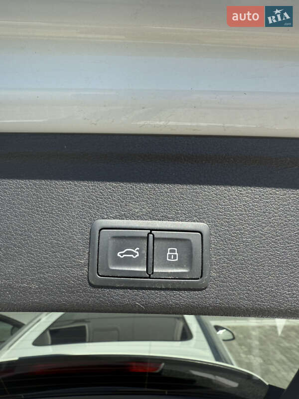 Универсал Audi A4 Allroad 2020 в Львове