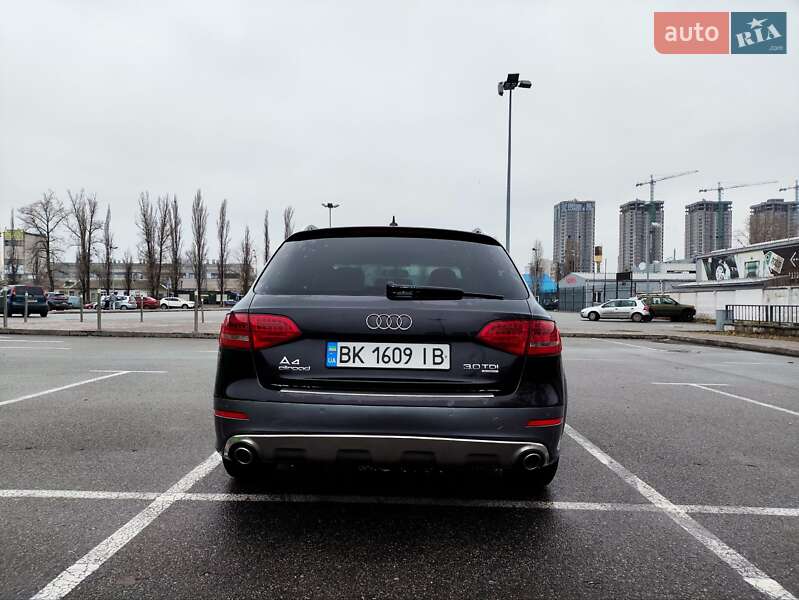 Универсал Audi A4 Allroad 2010 в Киеве