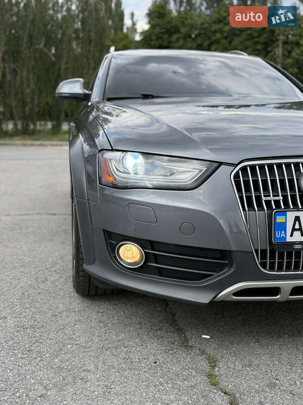Универсал Audi A4 Allroad 2012 в Запорожье