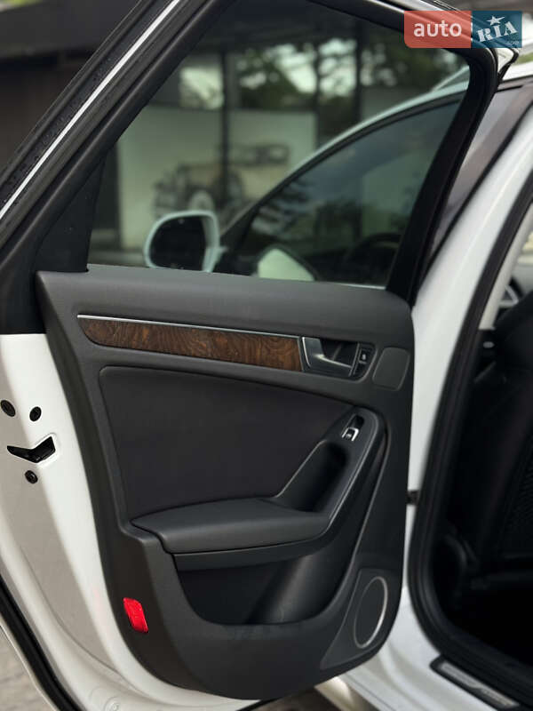 Універсал Audi A4 Allroad 2013 в Львові