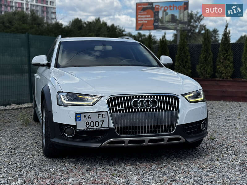 Audi A4 Allroad 2012
