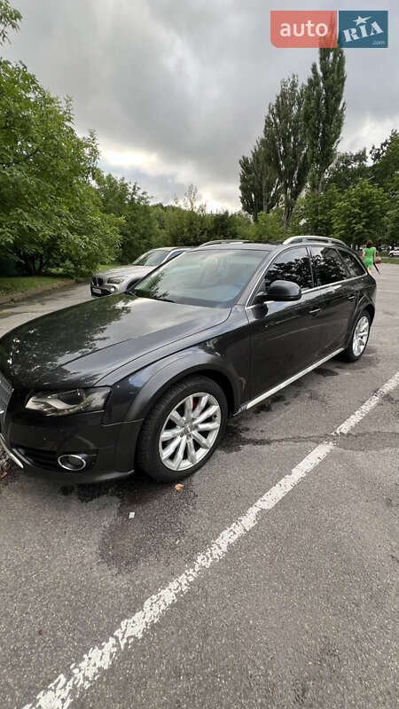 Audi A4 Allroad 2010