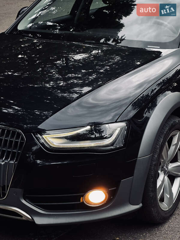 Універсал Audi A4 Allroad 2014 в Чернівцях