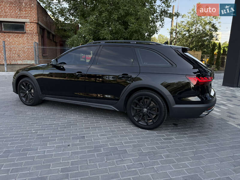 Универсал Audi A4 Allroad 2019 в Полтаве