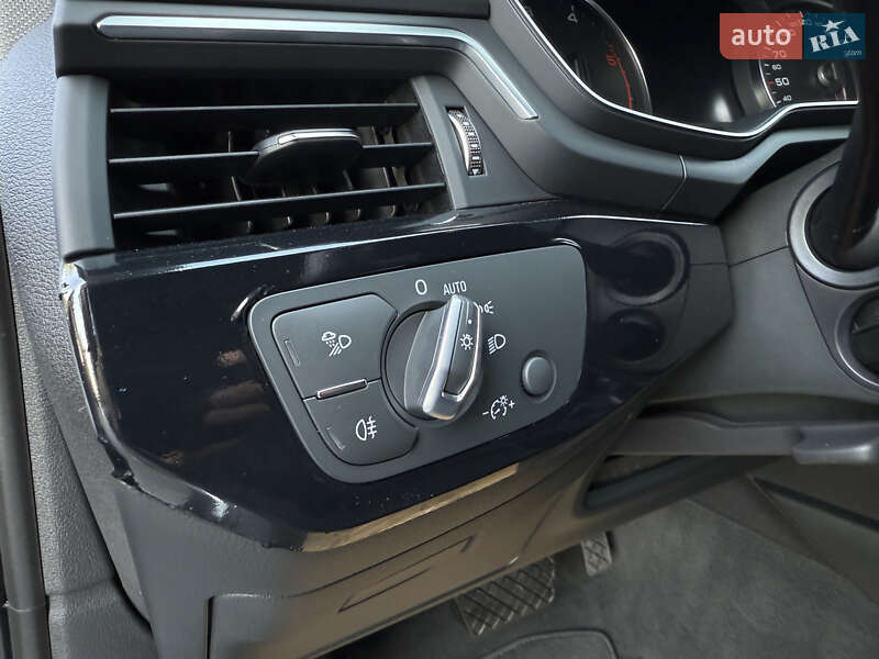 Универсал Audi A4 Allroad 2019 в Полтаве