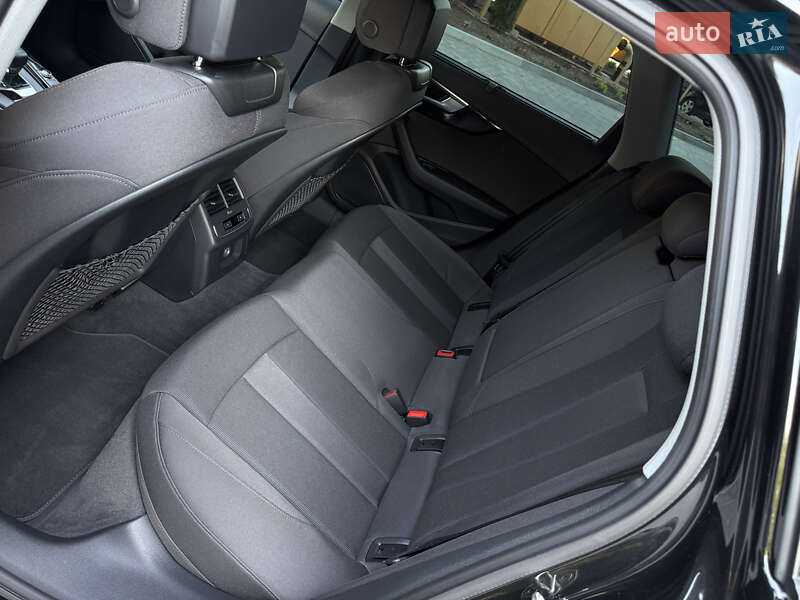 Универсал Audi A4 Allroad 2019 в Полтаве