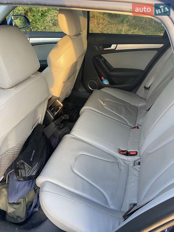 Универсал Audi A4 Allroad 2013 в Киеве