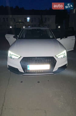 Универсал Audi A4 Allroad 2017 в 