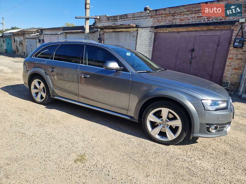 Универсал Audi A4 Allroad 2012 в Запорожье