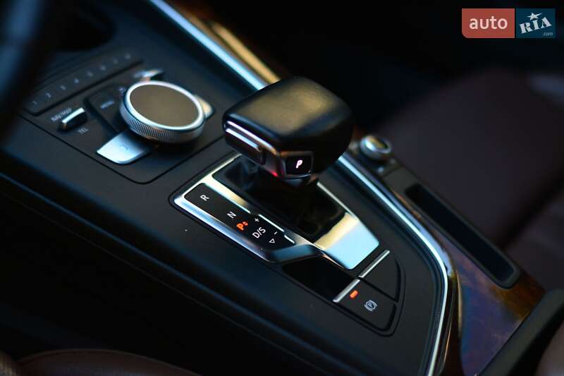 Универсал Audi A4 Allroad 2017 в Кривом Роге