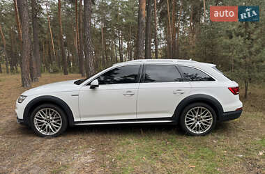 Универсал Audi A4 Allroad 2017 в 