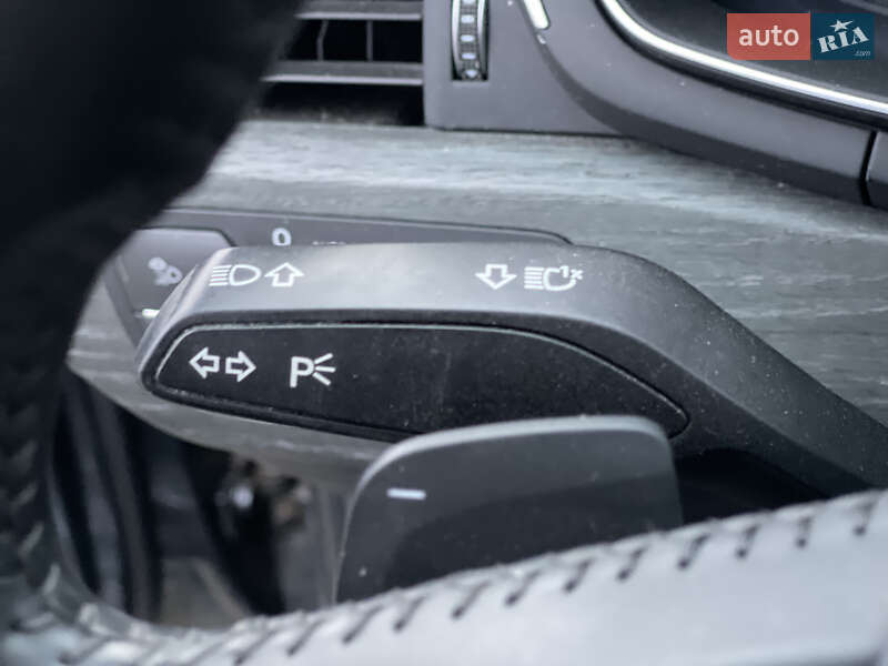 Універсал Audi A4 Allroad 2017 в Нововолинську