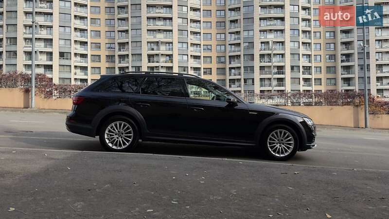Универсал Audi A4 Allroad 2018 в Киеве