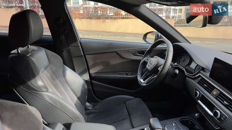 Универсал Audi A4 Allroad 2018 в Киеве