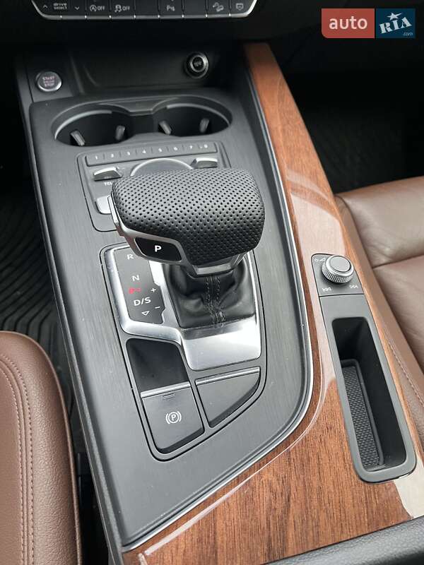 Универсал Audi A4 Allroad 2017 в Киеве